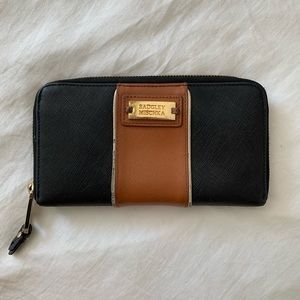 Badgley mischka wallet